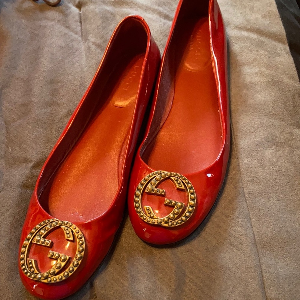 Gucci patent leather red flats